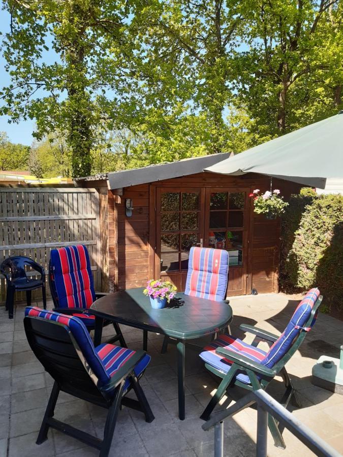 Chalet 15 "De Tien Heugten" Vakantiepark Schoonloo المظهر الخارجي الصورة